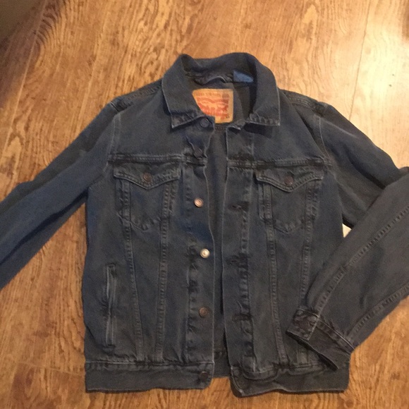 levi's dark wash denim jacket